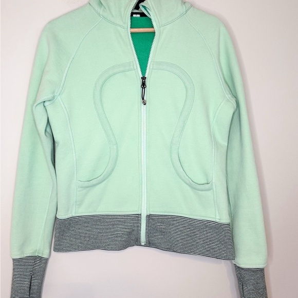 Lululemon Scuba Hoodie - Picture 2 of 4